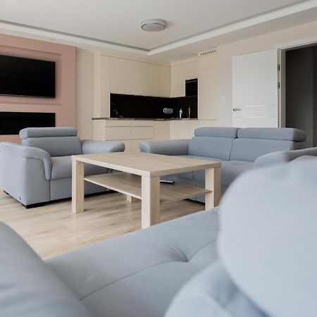 فيسلا Apartview By Rent Like Home المظهر الخارجي الصورة