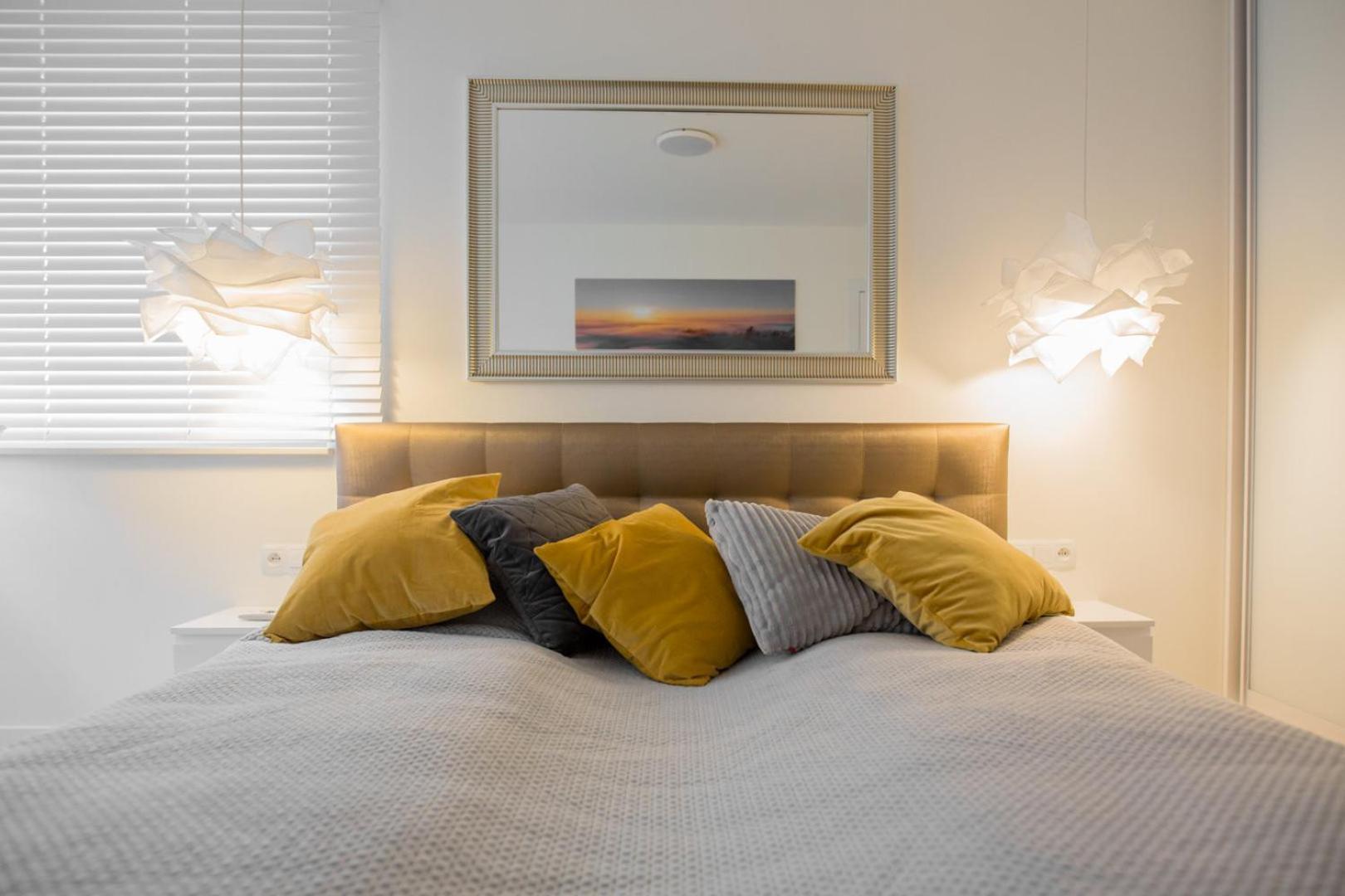 فيسلا Apartview By Rent Like Home المظهر الخارجي الصورة